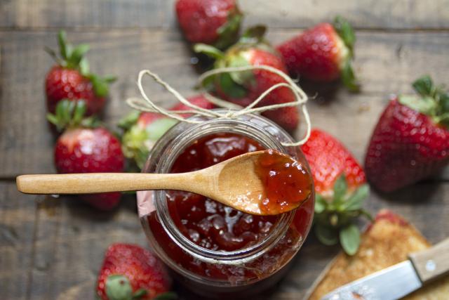 preserving fruit